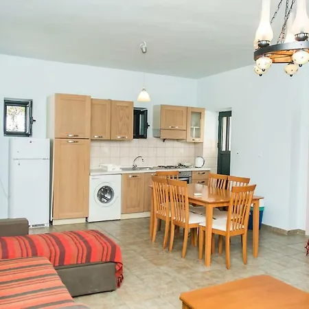 Ersi - Modern Near The Beach *
