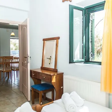 בית נופש Ersi - Modern Near The Beach Exokhórion